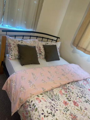 Double bedroom with continental Breakfast and bathroom